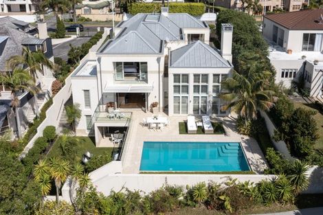 Photo of property in 35 Quedley Court, Eastern Beach, Auckland, 2012