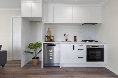 Photo of property in 1/26 May Street, Hamilton East, Hamilton, 3216