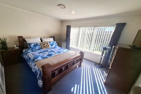 Photo of property in 21 Meridian Court, Oteha, Auckland, 0632