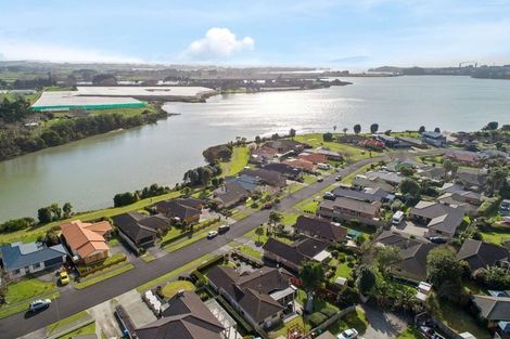 Photo of property in 67 Elsie Drive, Waiuku, 2123