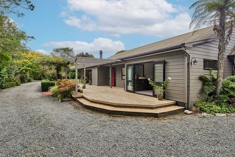 Photo of property in 110 School Road, Te Horo, Otaki, 5582