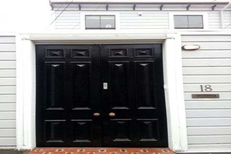 Photo of property in 18 Bidwill Street, Mount Cook, Wellington, 6021