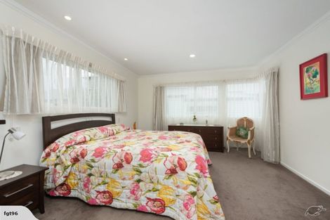 Photo of property in 140a Oceanview Road, Mount Maunganui, 3116