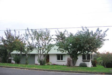 Photo of property in 54 Huia Street, Waikanae, 5036