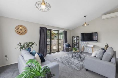 Photo of property in 19 John Street, Stokes Valley, Lower Hutt, 5019