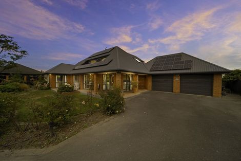 Photo of property in 7 Fuchsia Place, Halswell, Christchurch, 8025