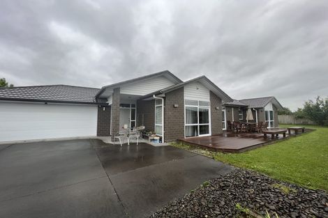 Photo of property in 13 Allgood Place, Rototuna North, Hamilton, 3210