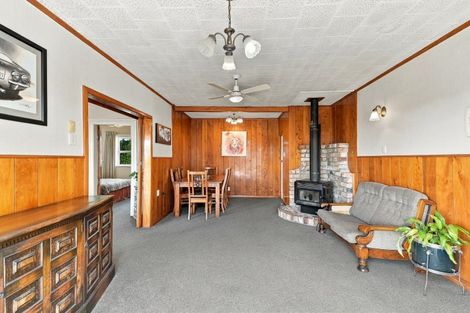 Photo of property in 2059 State Highway 16, Helensville, 0875