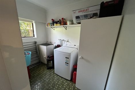 Photo of property in 1/52b Pleasant Road, Glen Eden, Auckland, 0602