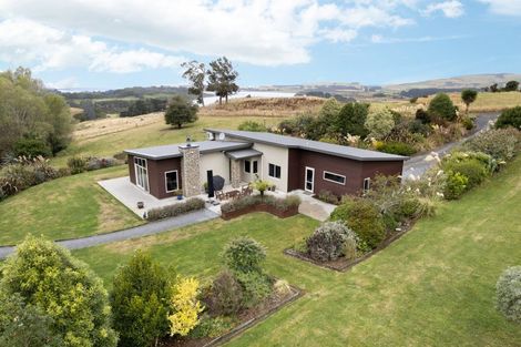 Photo of property in 37 Settlement Hill Road, Owaka, 9586