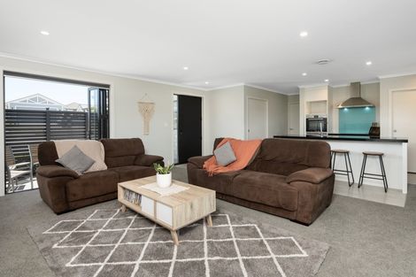 Photo of property in 54 Puhirake Crescent, Pyes Pa, Tauranga, 3112