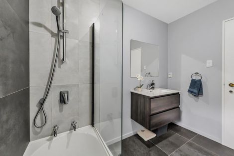 Photo of property in 15 Cross Street, Coalgate, 7673