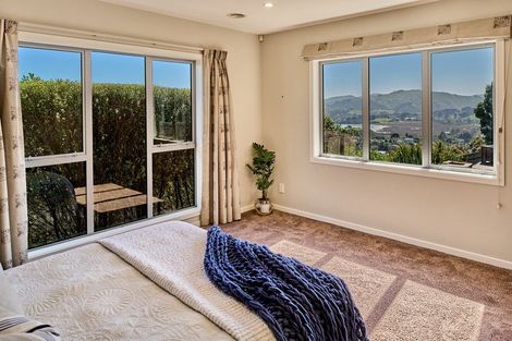Photo of property in 107 Endeavour Drive, Whitby, Porirua, 5024