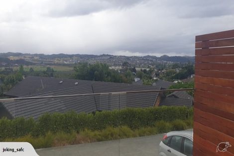 Photo of property in 2 Ridgeview Close, Red Beach, 0932