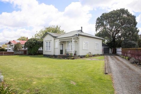 Photo of property in 7 Gertrude Street, Dannevirke, 4930