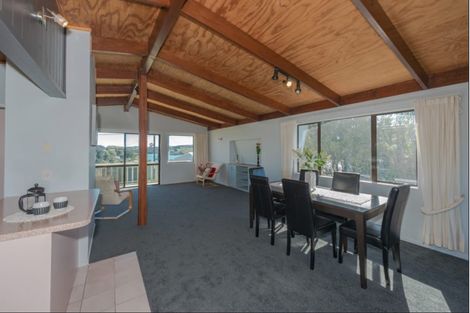 Photo of property in 19 Bay View Road, Raglan, 3225