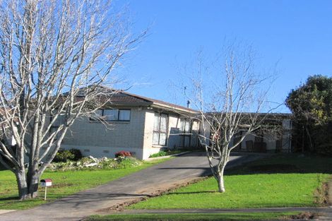 Photo of property in 9 Everglade Drive, Goodwood Heights, Auckland, 2105