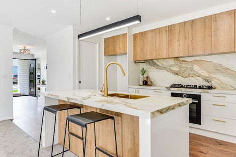 Photo of property in 6 Kukari Close, Flagstaff, Hamilton, 3210