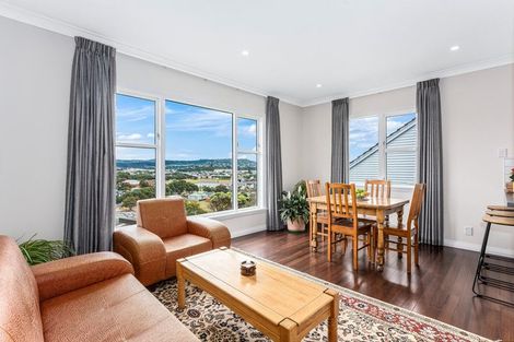 Photo of property in 18 Elphinstone Avenue, Strathmore Park, Wellington, 6022