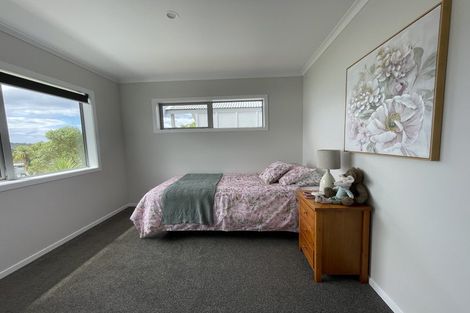 Photo of property in 1 Ngaio Close, Mangawhai, 0505