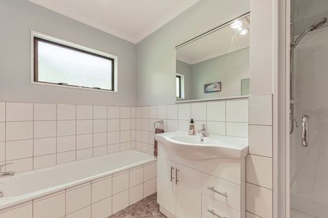 Photo of property in 7 Matai Place, Waikawa, Picton, 7220