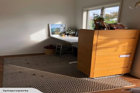 Photo of property in 379 Muritai Road, Eastbourne, Lower Hutt, 5013