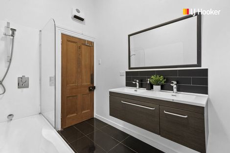 Photo of property in 44 Leven Street, Roslyn, Dunedin, 9010