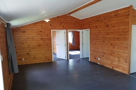 Photo of property in 506 Swanson Road, Ranui, Auckland, 0612