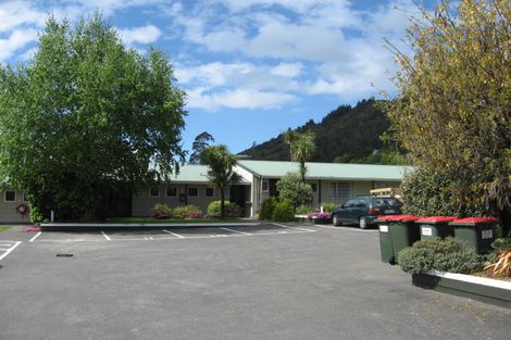 Photo of property in 4h Rutland Street, Picton, 7220