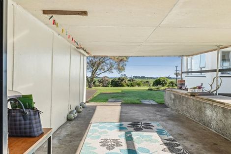 Photo of property in 1469 South Road, Kaitake, New Plymouth, 4374