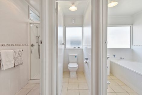 Photo of property in 1 Arthur Place, Opaheke, Papakura, 2113