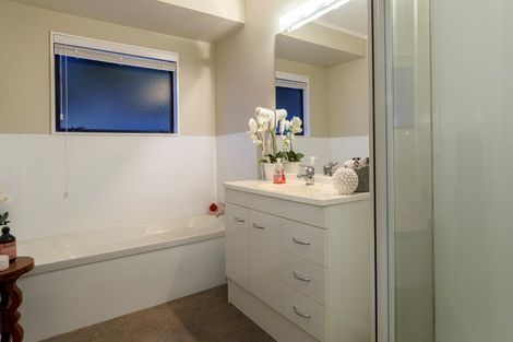 Photo of property in 19b Bellevue Road, Brookfield, Tauranga, 3110