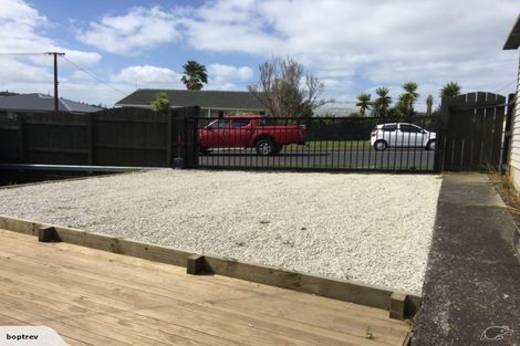 Photo of property in 94 Stanley Road, Glenfield, Auckland, 0629