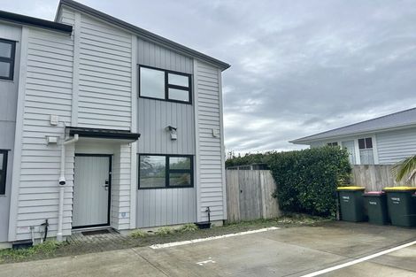 Photo of property in 96e Triangle Road, Massey, Auckland, 0614