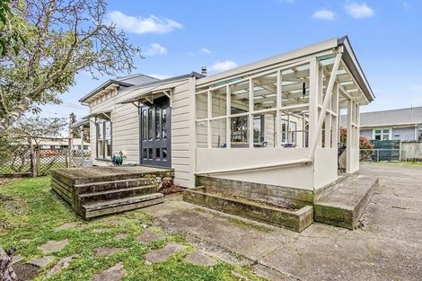 Photo of property in 12 Hunia Street, Marton, 4710