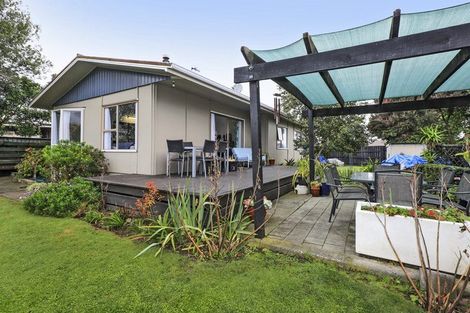 Photo of property in 13 Kirkcaldy Place, Flaxmere, Hastings, 4120