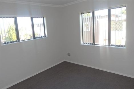 Photo of property in 12b Greers Road, Weymouth, Auckland, 2103