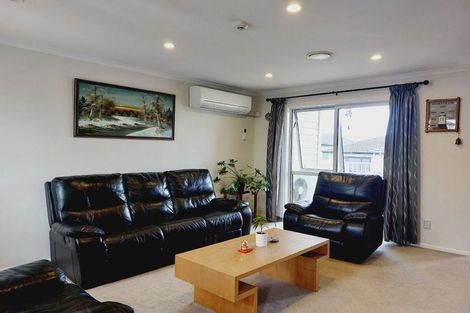 Photo of property in 3 Laquinta Place, Flat Bush, Auckland, 2019