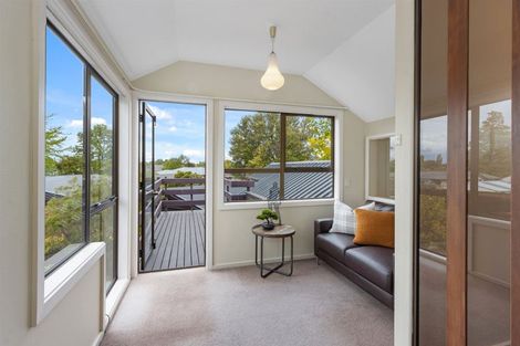 Photo of property in 14 Chatswood Place, Bishopdale, Christchurch, 8051