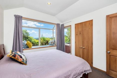 Photo of property in 16a Honeysuckle Lane, Mairangi Bay, Auckland, 0630