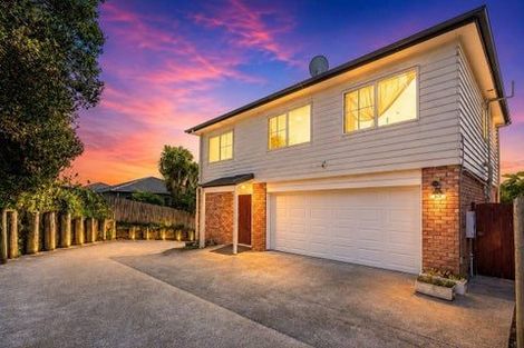 Photo of property in 8 Dapple Place, Flat Bush, Auckland, 2019