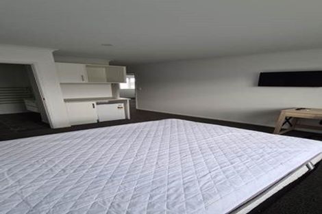 Photo of property in 2/3 Snead Place, Hamilton East, Hamilton, 3216