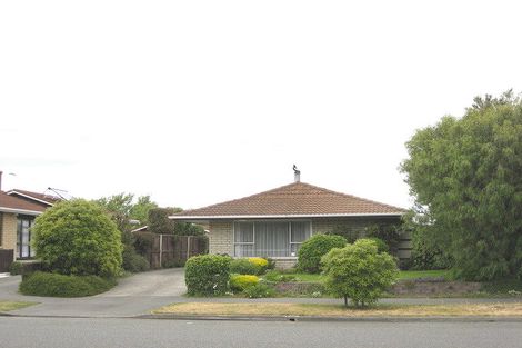 Photo of property in 157 Queenspark Drive, Parklands, Christchurch, 8083