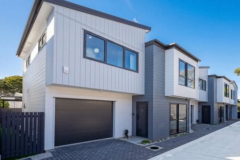 Photo of property in 334c Swanson Road, Ranui, Auckland, 0612
