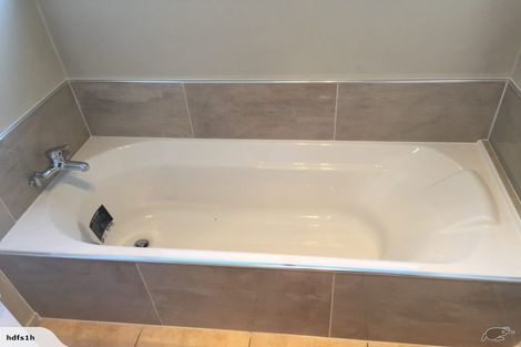 Photo of property in 7 Poinsettia Place, Henderson, Auckland, 0610