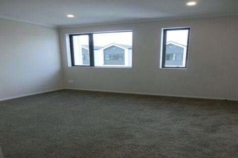 Photo of property in 8/66 Swanson Road, Henderson, Auckland, 0610