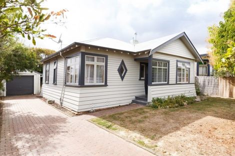 Photo of property in 7 Lyndhurst Street, Takaro, Palmerston North, 4412