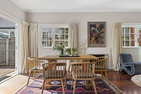 Photo of property in 76 Upland Road, Kelburn, Wellington, 6012