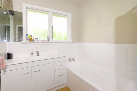 Photo of property in 11 Colwyn Street, Bryndwr, Christchurch, 8053