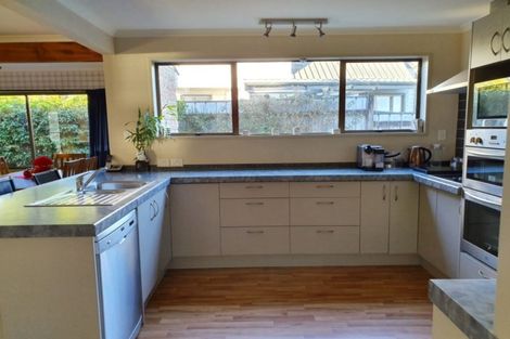 Photo of property in 2 Stanton Crescent, Karoro, Greymouth, 7805